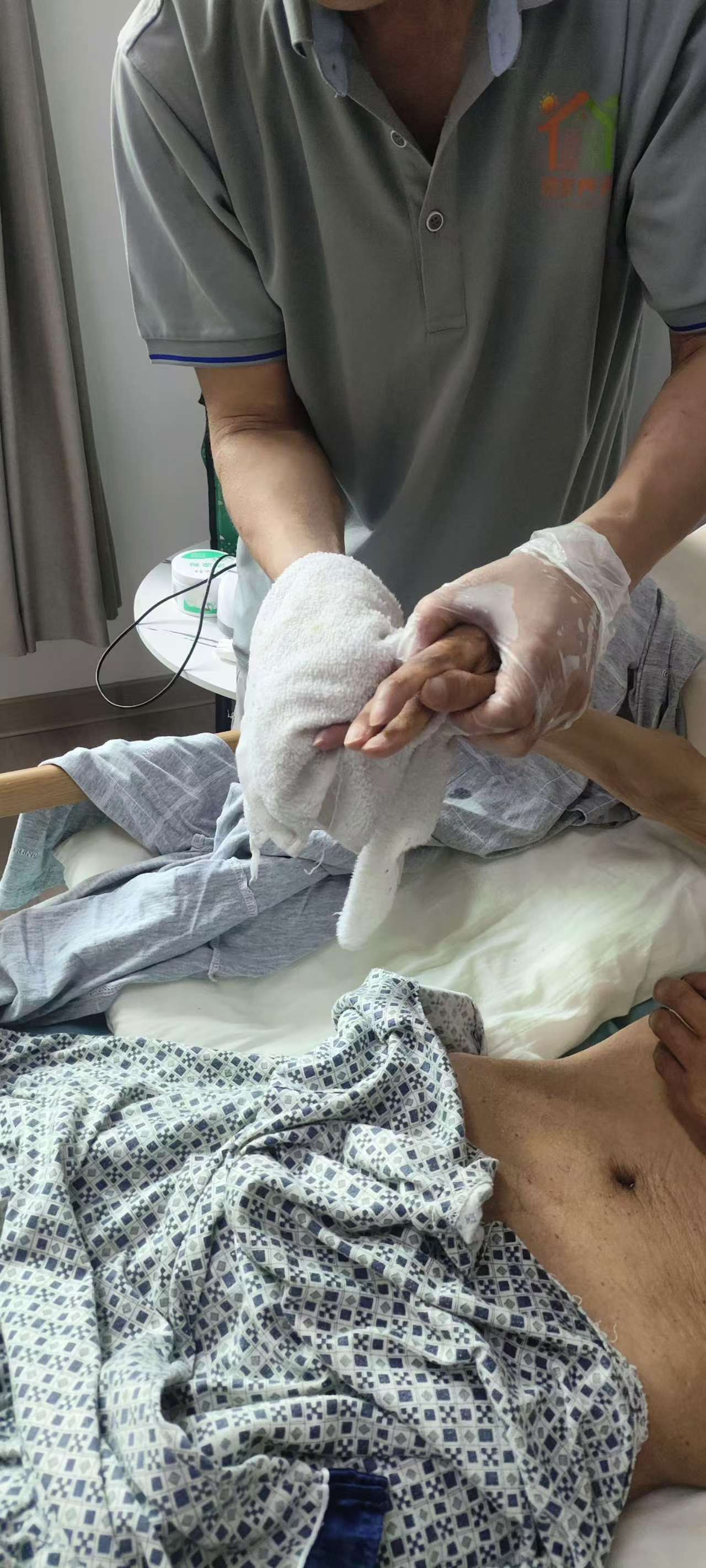 擦手1